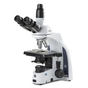 iScope trinocular microscope with EWF