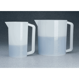 Thermo Scientific Nalgene 1000 mL (32 oz) HDPE Graduated Beakers with Handle