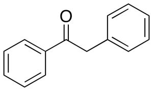 2-Phenylacetophenone