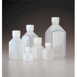 Thermo Scientific Nalgene 32 oz (1000 mL) Polypropylene Square Laboratory Bottle