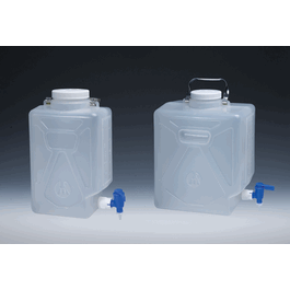 Thermo Scientific Nalgene 20 L (5 gal.) PP Autoclavable Rectangular Carboy with Spigot