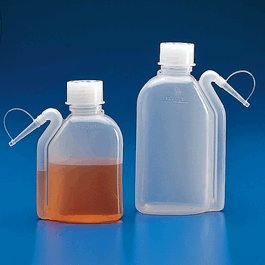Wash Bottle, Squeeze with Integral Molded Dispensing Tip, Screwcap, PE, 250 mL