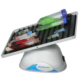 MiniMixer 3D Nutating Shaker, fixed speed 10 x 7.5 in. platform, dimpled mat, 115V