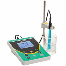 Oakton pH 550 Benchtop pH Meter Kit with Probe and Stand