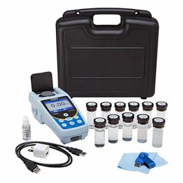 Oakton T-100WL Portable White Light Turbidity Meter Kit
