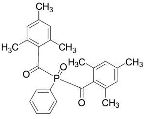 Phenylbis(2,4,6-trimethylbenzoyl)phosphine Oxide